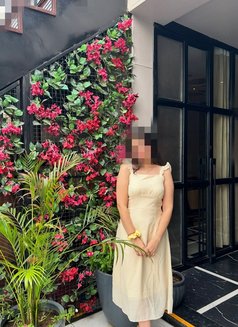 Deepika - escort in Mumbai Photo 4 of 5