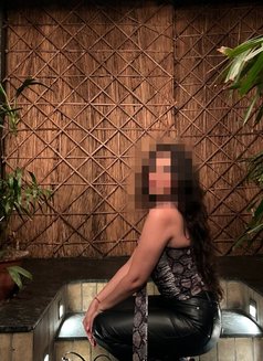 Deepika - escort in Mumbai Photo 5 of 5