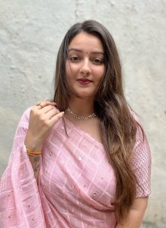 Deepika - escort in Reunion Photo 1 of 2