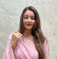 Deepika - escort in Reunion