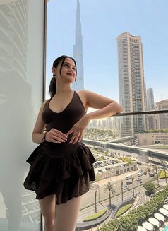 Deepika Indian - puta in Dubai Photo 4 of 5