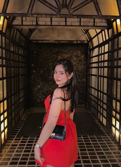 Deepika Indian Model - escort in Sharjah Photo 2 of 4