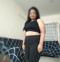 Deepika Milf in Bangalore until 11th Mar - puta in Bangalore Photo 8 of 8