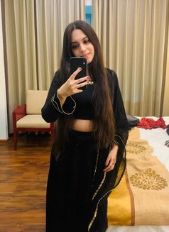 Deepika Real Meet Service - escort in Mumbai Photo 3 of 5