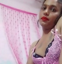 Deepika Roy - Agencia de acompañantes transexuales in Chandigarh