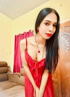 Roshini sexy doll - Transsexual escort in Bangalore Photo 16 of 20