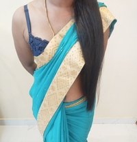 Deepika1314 tamil girl cam and realmeet - Intérprete de adultos in Chennai Photo 1 of 5