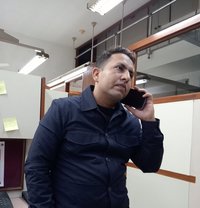 Deeplicker - Male escort in New Delhi