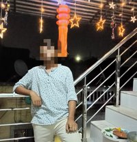 Deepp - Male companion in Surat