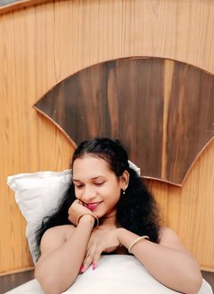 Deepthi - Acompañantes transexual in Hyderabad Photo 1 of 4