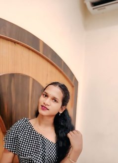 Deepthi - Acompañantes transexual in Hyderabad Photo 4 of 4