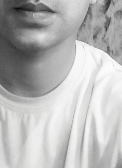 Deeptonguelkngpleasure69 - Acompañantes masculino in New Delhi Photo 3 of 3