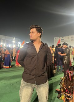 Deepu Pandey - Male escort in Jaipur Photo 3 of 3