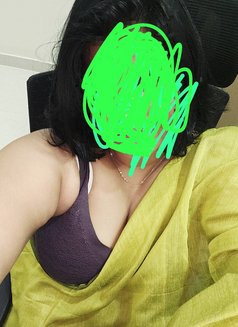 Deepureddy - escort in Hyderabad Photo 1 of 5
