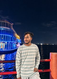 Deerockzzz - Male escort in Hyderabad Photo 2 of 2
