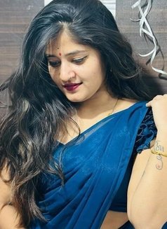 Deevya - Male escort in Chennai Photo 2 of 2