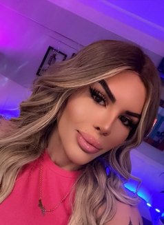 DEFNE Bal (20 cm XL) - Transsexual escort in İstanbul Photo 28 of 30