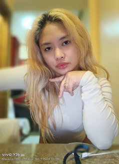 Deia Elish Macapagal - escort in Pasig Photo 1 of 7