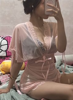 Deja - escort in Milan Photo 3 of 3