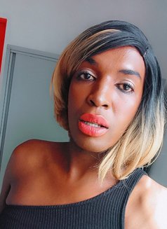 Deko Kush - Male escort in Nairobi Photo 11 of 12