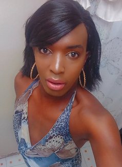 Deko Kush - Male escort in Nairobi Photo 2 of 6