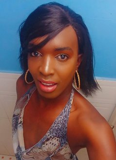 Deko Kush - Male escort in Nairobi Photo 3 of 6