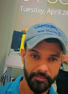 Delhi Elite Companion | Discreet & Luxe - Male escort in Noida Photo 18 of 20