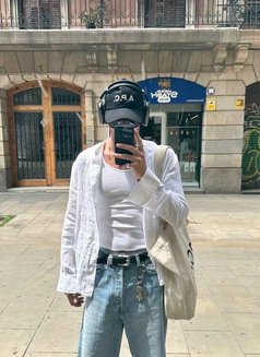 Delete - Acompañantes masculino in İstanbul Photo 2 of 2