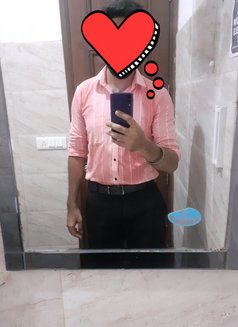 Delhi 25 - Male adult performer in New Delhi Photo 1 of 1