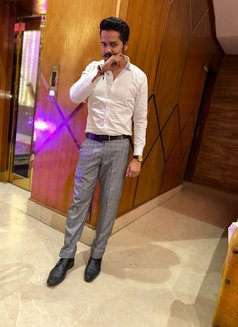 DELHI BOY Male Escort Profile - Male escort in New Delhi Photo 5 of 8