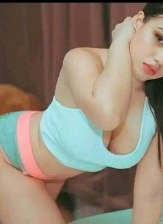 Call Girls Delhi Kajal 𝟵𝟳𝟏𝟏𝟲𝟲5146 - escort in New Delhi Photo 1 of 1