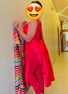 MILKY BOOBS CAM/MEET SAREE GIRL - escort in New Delhi Photo 12 of 15