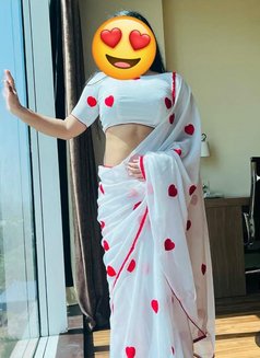 MILKY BOOBS CAM/MEET SAREE GIRL - escort in New Delhi Photo 13 of 15