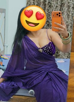 MILKY BOOBS CAM/MEET SAREE GIRL - escort in New Delhi Photo 14 of 15