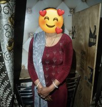 CAM/MEET PUNJABI BHABHII - escort in New Delhi