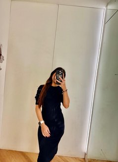 Jennyfrozen🫰🏻 - escort in New Delhi Photo 5 of 9