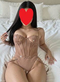 Delhi Friendship Club Real Meet Service - escort in New Delhi Photo 4 of 9