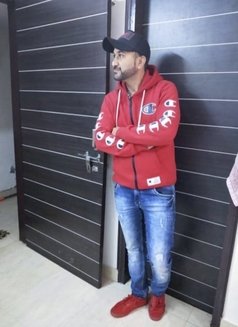 Delhi/gurgaon Gigolo (24 Hour Available) - Male escort in New Delhi Photo 8 of 16