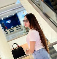 Riya Choudhary - puta in Jaipur