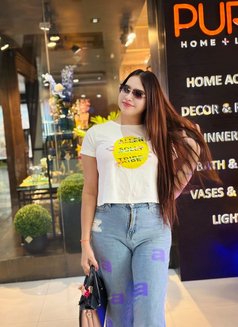 Riya Choudhary - puta in Jaipur Photo 6 of 8