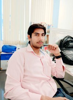 Delhi king, chut ka pyasa - Male escort in New Delhi Photo 6 of 7