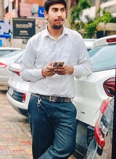 Delhi king, chut ka pyasa - Male escort in New Delhi Photo 7 of 7