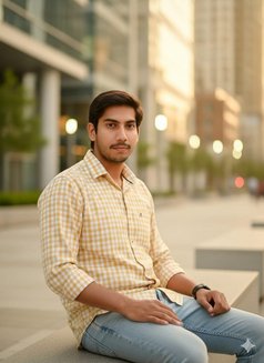 Messager, 7 inch pump - Male escort in New Delhi Photo 3 of 5