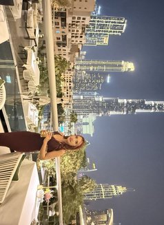 Delia - escort in Bali Photo 7 of 7