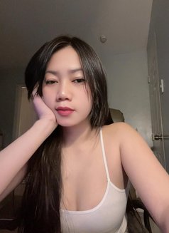 Delia - escort in Bali Photo 2 of 3