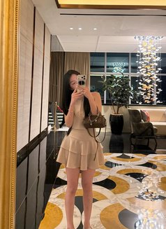 Delia - escort in Jakarta Photo 6 of 7