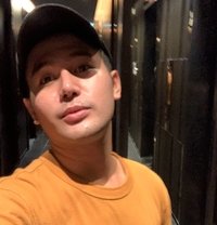 Master Creamy Carl - Male escort in Manila