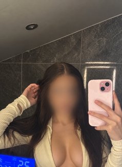 Delicious Isabella - escort in Santa Cruz de Tenerife Photo 3 of 7