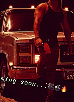 Delicious One - Acompañantes masculino in Abu Dhabi Photo 2 of 4