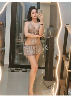 Delima - puta in Surabaya Photo 3 of 4